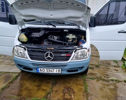 Белый Мерседес Sprinter, объемом двигателя 2.1 л и пробегом 510 тыс. км за 8200 $, фото 2 на Automoto.ua