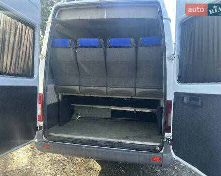 Белый Мерседес Sprinter, объемом двигателя 0 л и пробегом 500 тыс. км за 17500 $, фото 3 на Automoto.ua