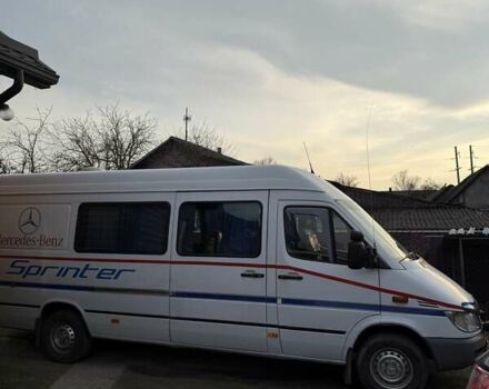 Белый Мерседес Sprinter, объемом двигателя 2.2 л и пробегом 445 тыс. км за 10800 $, фото 10 на Automoto.ua