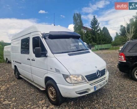 Белый Мерседес Sprinter, объемом двигателя 2.15 л и пробегом 399 тыс. км за 6400 $, фото 1 на Automoto.ua