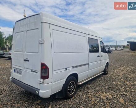Белый Мерседес Sprinter, объемом двигателя 2.15 л и пробегом 399 тыс. км за 6400 $, фото 4 на Automoto.ua