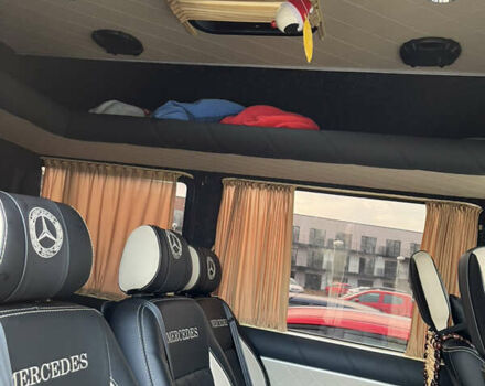 Белый Мерседес Sprinter, объемом двигателя 2.1 л и пробегом 900 тыс. км за 12000 $, фото 8 на Automoto.ua