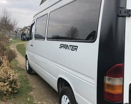 Белый Мерседес Sprinter, объемом двигателя 0 л и пробегом 800 тыс. км за 7300 $, фото 5 на Automoto.ua