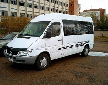 Белый Мерседес Sprinter, объемом двигателя 2.2 л и пробегом 262 тыс. км за 10600 $, фото 1 на Automoto.ua