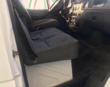 Білий Мерседес Sprinter, об'ємом двигуна 2.7 л та пробігом 365 тис. км за 10200 $, фото 4 на Automoto.ua