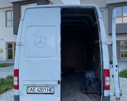 Белый Мерседес Sprinter, объемом двигателя 2.1 л и пробегом 466 тыс. км за 8000 $, фото 5 на Automoto.ua