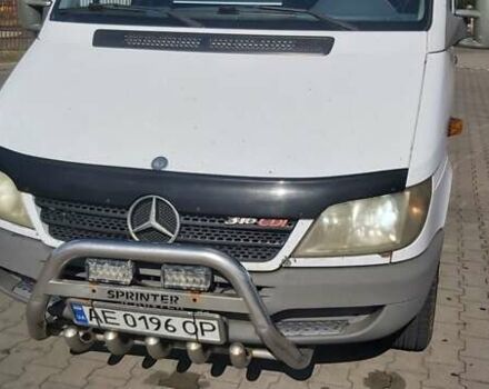 Белый Мерседес Sprinter, объемом двигателя 2.7 л и пробегом 700 тыс. км за 9500 $, фото 18 на Automoto.ua
