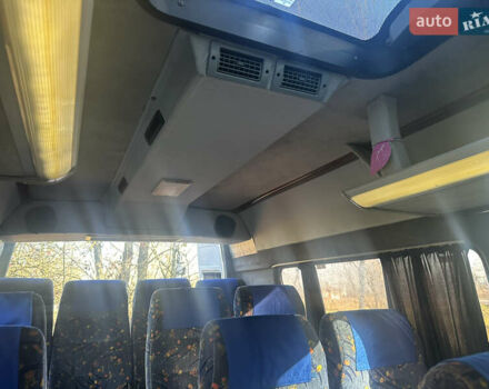 Белый Мерседес Sprinter, объемом двигателя 0 л и пробегом 500 тыс. км за 17500 $, фото 10 на Automoto.ua