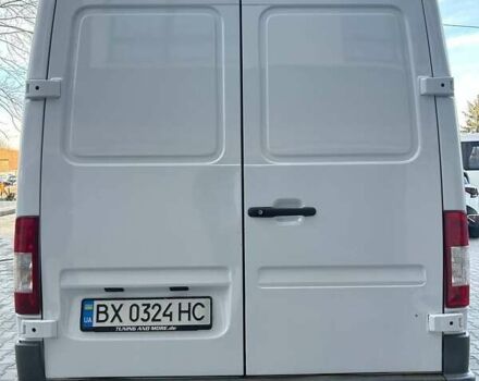 Белый Мерседес Sprinter, объемом двигателя 2.1 л и пробегом 320 тыс. км за 8600 $, фото 4 на Automoto.ua