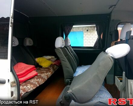 Белый Мерседес Sprinter, объемом двигателя 2.2 л и пробегом 419 тыс. км за 10000 $, фото 6 на Automoto.ua