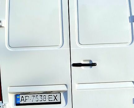 Білий Мерседес Sprinter, об'ємом двигуна 2.2 л та пробігом 0 тис. км за 10000 $, фото 8 на Automoto.ua