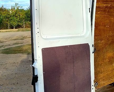 Білий Мерседес Sprinter, об'ємом двигуна 2.2 л та пробігом 0 тис. км за 10000 $, фото 6 на Automoto.ua