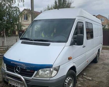 Белый Мерседес Sprinter, объемом двигателя 2.2 л и пробегом 497 тыс. км за 10500 $, фото 1 на Automoto.ua