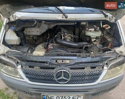 Белый Мерседес Sprinter, объемом двигателя 0 л и пробегом 410 тыс. км за 7300 $, фото 3 на Automoto.ua