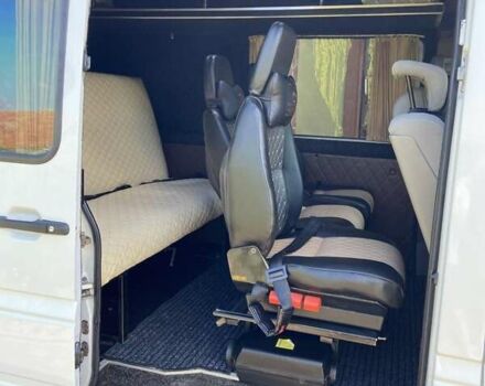 Белый Мерседес Sprinter, объемом двигателя 2.15 л и пробегом 50 тыс. км за 9500 $, фото 38 на Automoto.ua