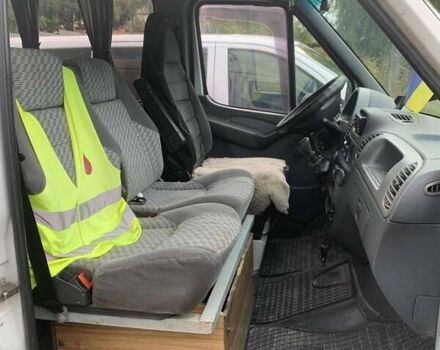 Белый Мерседес Sprinter, объемом двигателя 2.2 л и пробегом 497 тыс. км за 10500 $, фото 10 на Automoto.ua