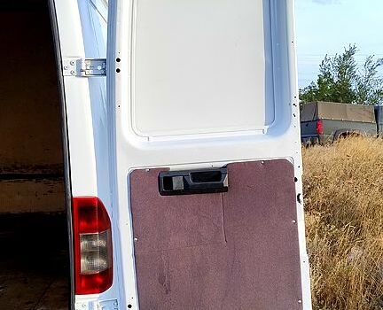 Білий Мерседес Sprinter, об'ємом двигуна 2.2 л та пробігом 0 тис. км за 10000 $, фото 7 на Automoto.ua