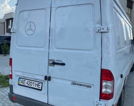 Белый Мерседес Sprinter, объемом двигателя 2.1 л и пробегом 466 тыс. км за 8000 $, фото 3 на Automoto.ua