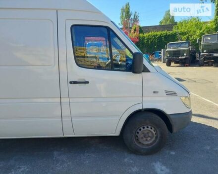 Білий Мерседес Sprinter, об'ємом двигуна 2.2 л та пробігом 280 тис. км за 8900 $, фото 11 на Automoto.ua