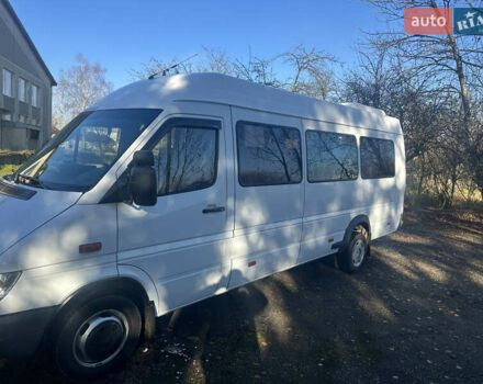 Белый Мерседес Sprinter, объемом двигателя 0 л и пробегом 500 тыс. км за 17500 $, фото 1 на Automoto.ua