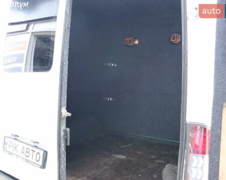 Білий Мерседес Sprinter, об'ємом двигуна 2.2 л та пробігом 370 тис. км за 9900 $, фото 34 на Automoto.ua