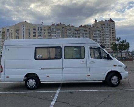 Белый Мерседес Sprinter, объемом двигателя 2.1 л и пробегом 9 тыс. км за 8000 $, фото 3 на Automoto.ua