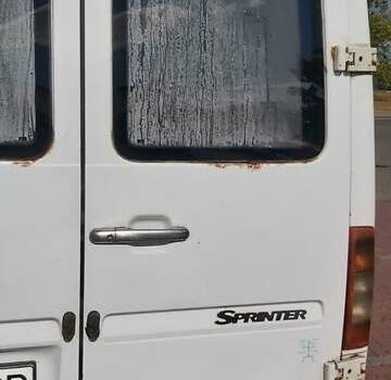 Белый Мерседес Sprinter, объемом двигателя 2.7 л и пробегом 700 тыс. км за 9500 $, фото 20 на Automoto.ua