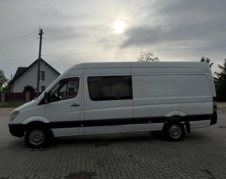 Белый Мерседес Sprinter, объемом двигателя 2.15 л и пробегом 472 тыс. км за 11499 $, фото 3 на Automoto.ua
