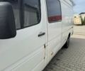 Белый Мерседес Sprinter, объемом двигателя 2.7 л и пробегом 530 тыс. км за 8000 $, фото 2 на Automoto.ua