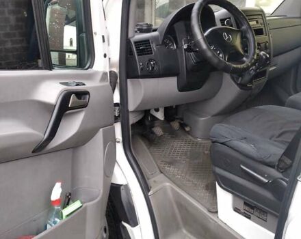 Белый Мерседес Sprinter, объемом двигателя 2.1 л и пробегом 465 тыс. км за 9781 $, фото 11 на Automoto.ua