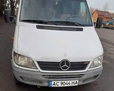 Белый Мерседес Sprinter, объемом двигателя 2.2 л и пробегом 750 тыс. км за 9700 $, фото 4 на Automoto.ua