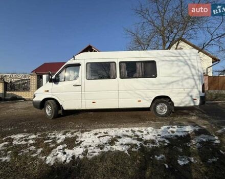Белый Мерседес Sprinter, объемом двигателя 2.7 л и пробегом 450 тыс. км за 9537 $, фото 7 на Automoto.ua