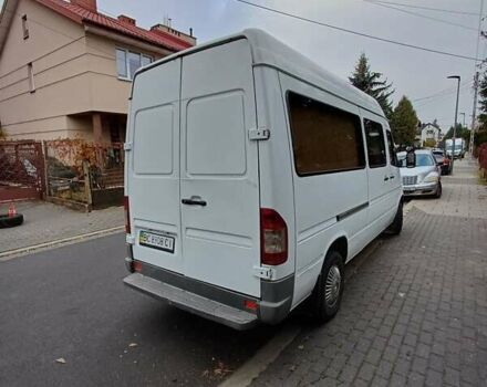 Белый Мерседес Sprinter, объемом двигателя 2.7 л и пробегом 272 тыс. км за 8000 $, фото 3 на Automoto.ua