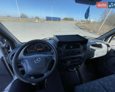 Белый Мерседес Sprinter, объемом двигателя 2.2 л и пробегом 573 тыс. км за 6500 $, фото 8 на Automoto.ua