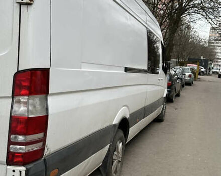 Белый Мерседес Sprinter, объемом двигателя 0 л и пробегом 357 тыс. км за 12000 $, фото 11 на Automoto.ua