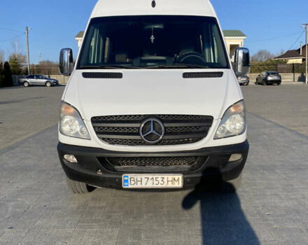 Белый Мерседес Sprinter, объемом двигателя 2.99 л и пробегом 200 тыс. км за 15000 $, фото 5 на Automoto.ua