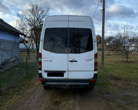 Белый Мерседес Sprinter, объемом двигателя 0 л и пробегом 666 тыс. км за 10100 $, фото 4 на Automoto.ua