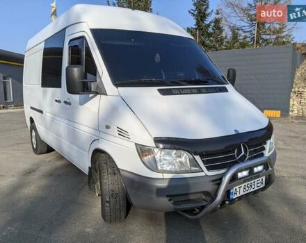 Белый Мерседес Sprinter, объемом двигателя 2.2 л и пробегом 690 тыс. км за 10700 $, фото 20 на Automoto.ua