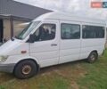Белый Мерседес Sprinter, объемом двигателя 2.2 л и пробегом 697 тыс. км за 4666 $, фото 1 на Automoto.ua