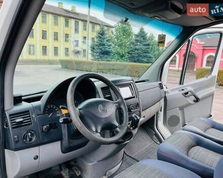 Білий Мерседес Sprinter, об'ємом двигуна 2.2 л та пробігом 300 тис. км за 9950 $, фото 12 на Automoto.ua