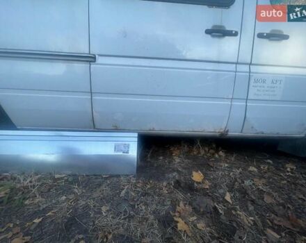 Белый Мерседес Sprinter, объемом двигателя 2.2 л и пробегом 697 тыс. км за 4666 $, фото 6 на Automoto.ua