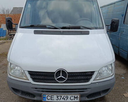 Белый Мерседес Sprinter, объемом двигателя 2.7 л и пробегом 500 тыс. км за 11000 $, фото 1 на Automoto.ua