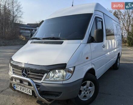 Белый Мерседес Sprinter, объемом двигателя 2.2 л и пробегом 690 тыс. км за 10700 $, фото 17 на Automoto.ua