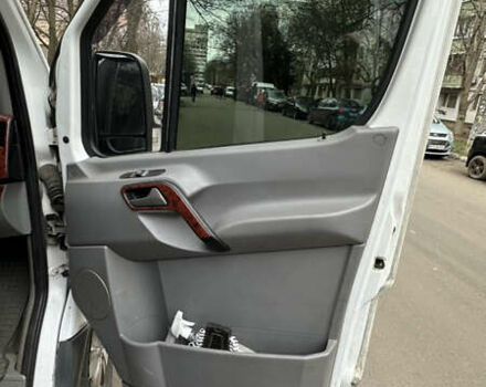 Белый Мерседес Sprinter, объемом двигателя 2.2 л и пробегом 335 тыс. км за 10500 $, фото 27 на Automoto.ua