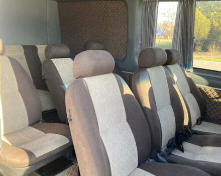 Белый Мерседес Sprinter, объемом двигателя 2.99 л и пробегом 200 тыс. км за 15000 $, фото 8 на Automoto.ua