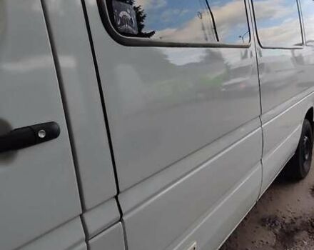Белый Мерседес Sprinter, объемом двигателя 2.2 л и пробегом 200 тыс. км за 9800 $, фото 10 на Automoto.ua