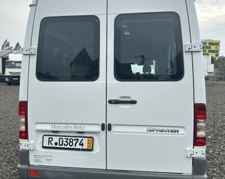 Белый Мерседес Sprinter, объемом двигателя 2.7 л и пробегом 102 тыс. км за 24700 $, фото 13 на Automoto.ua