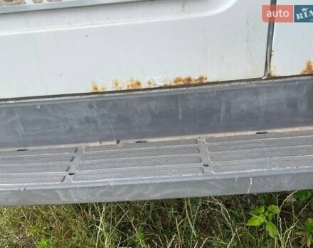 Белый Мерседес Sprinter, объемом двигателя 2.2 л и пробегом 350 тыс. км за 8000 $, фото 12 на Automoto.ua