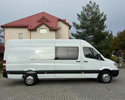 Белый Мерседес Sprinter, объемом двигателя 2.15 л и пробегом 472 тыс. км за 11499 $, фото 7 на Automoto.ua
