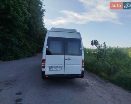 Белый Мерседес Sprinter, объемом двигателя 2.1 л и пробегом 530 тыс. км за 11800 $, фото 7 на Automoto.ua